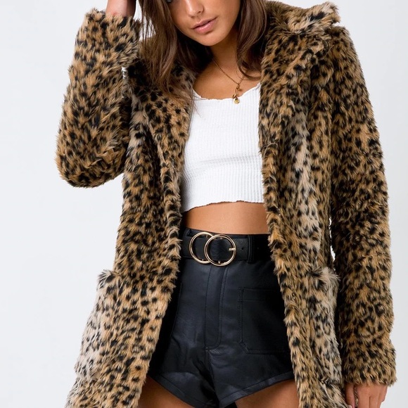 Princess Polly leopard faux fur jacket - Picture 3 of 3